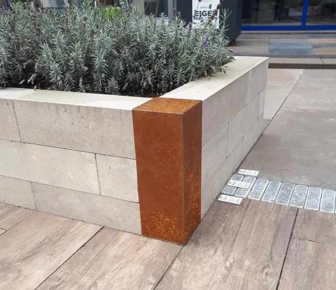 IrriTech Betotop 15-43 cortenstaal hoekstuk